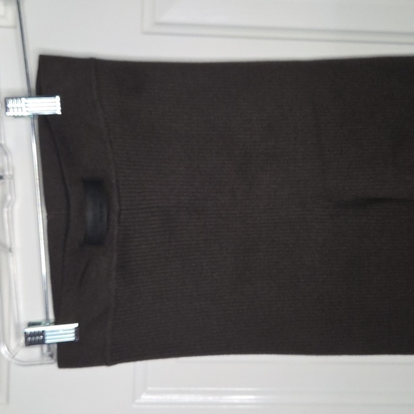 Essentials Charcoal/ Chocolate Ribbed Leggings Size M - Picture 5 of 12